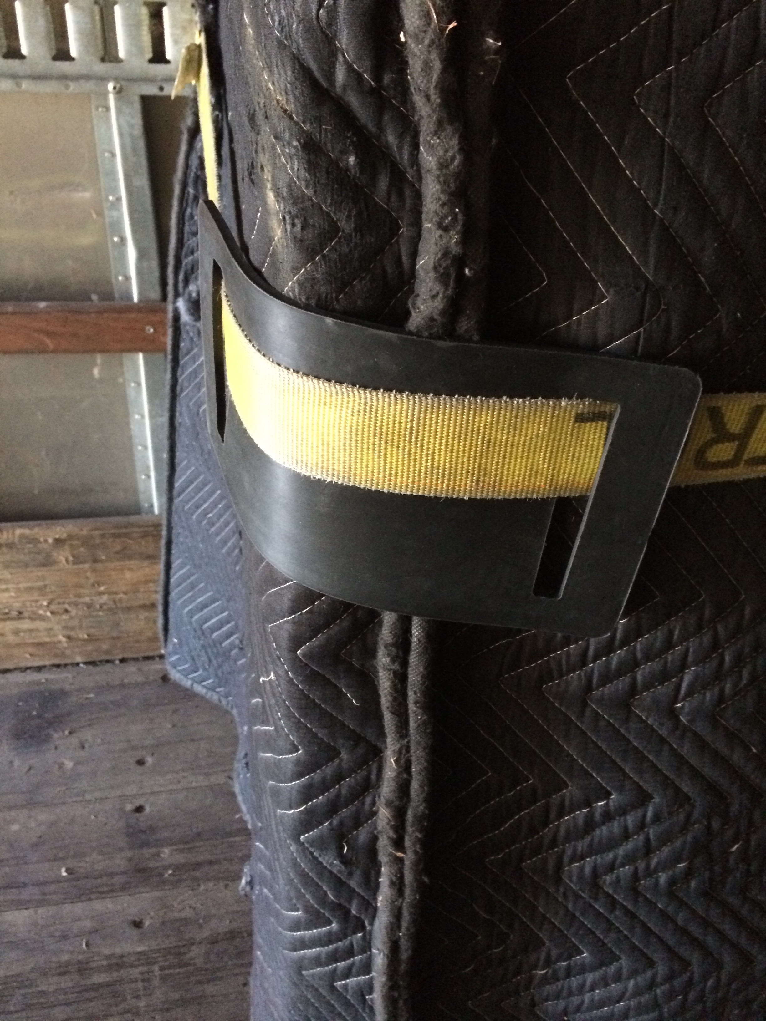 STRAPING EQUIPMENT CORRECTLY